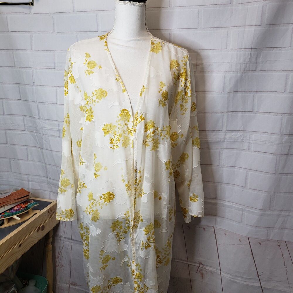 Mi Ami Ethereal Sheer White and Gold Floral Kimono Robe L XL Cover Up Duster